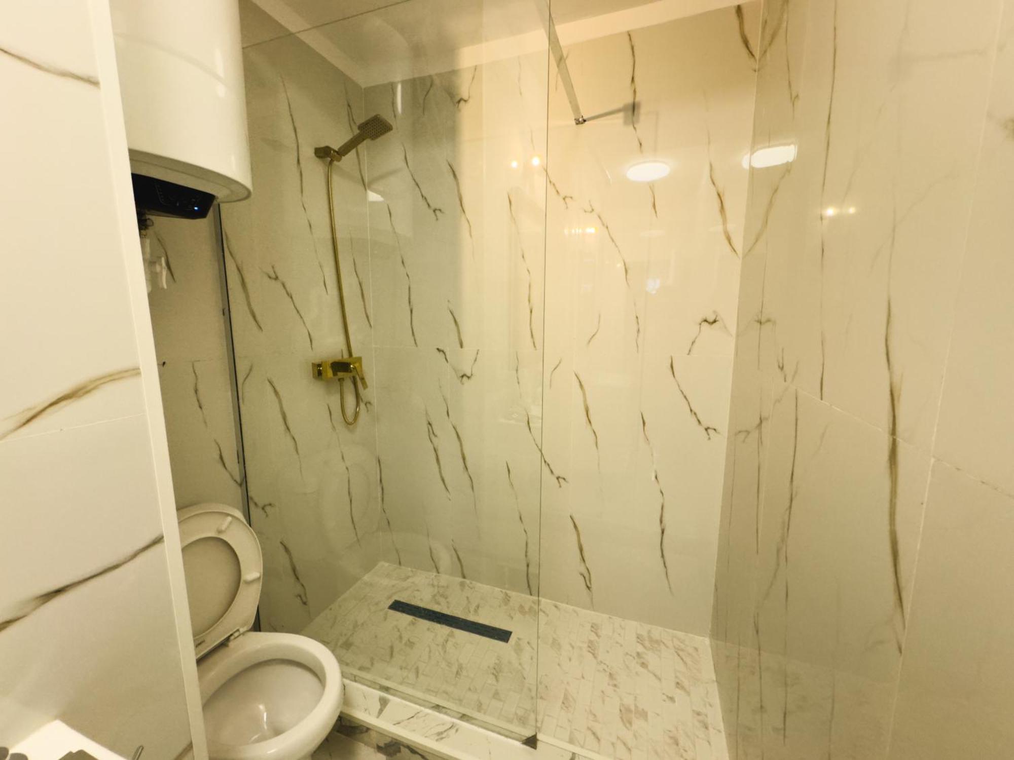 בוקרשט Loving Downtown Studio By Chr Luxury Property מראה חיצוני תמונה
